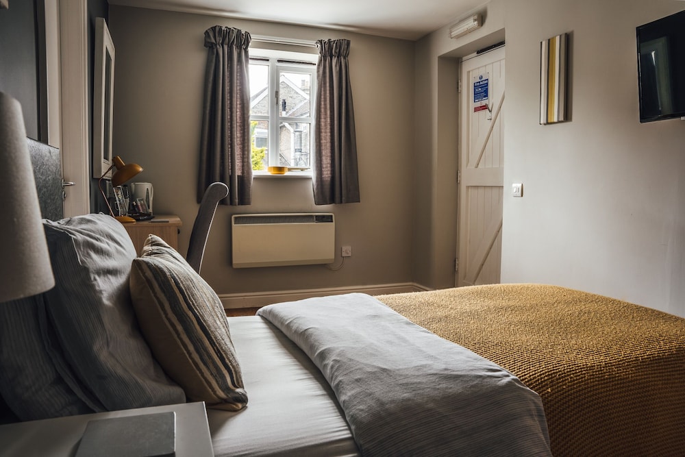 Single Room, Ensuite photo 2