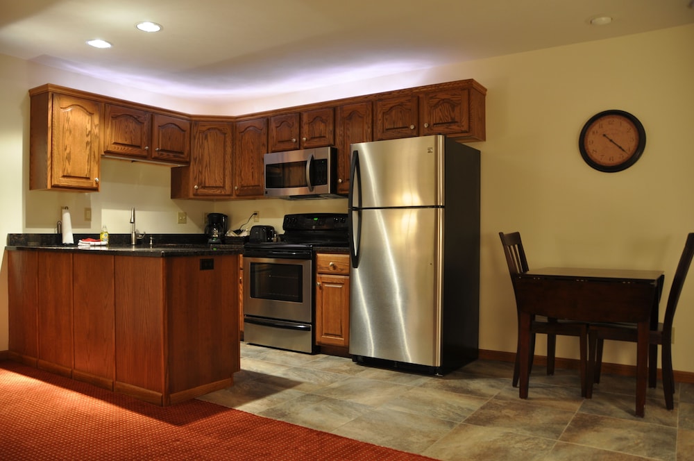 Luxury Suite, 1 Queen Bed with Sofa bed, Kitchen photo 1