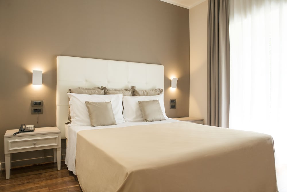 Suite, 1 Bedroom photo 1