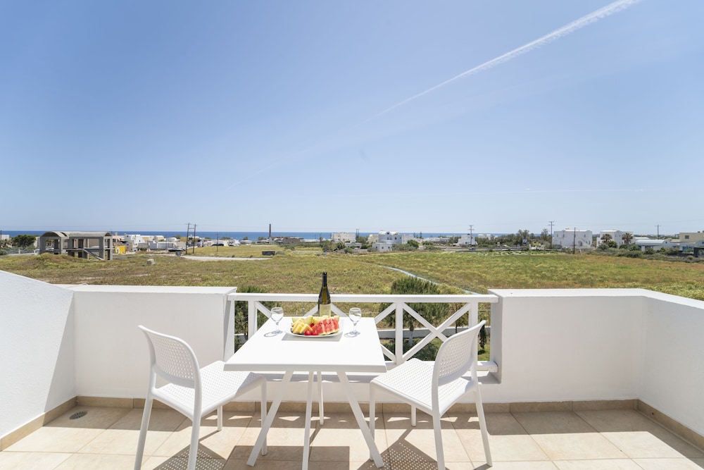Honeymoon Villa, Jetted Tub, Sea View - Photo 14