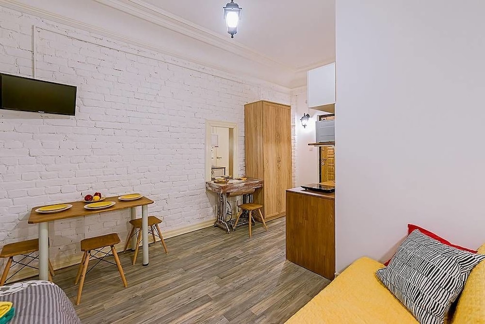 Apartment (New York City) photo 2
