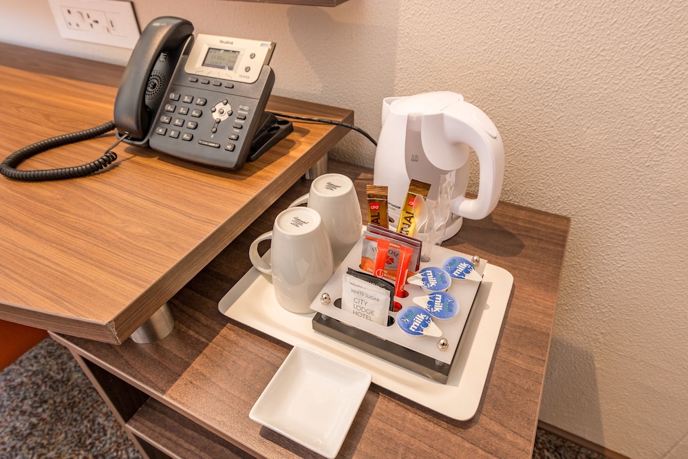 Twin Room, Non Smoking photo 3