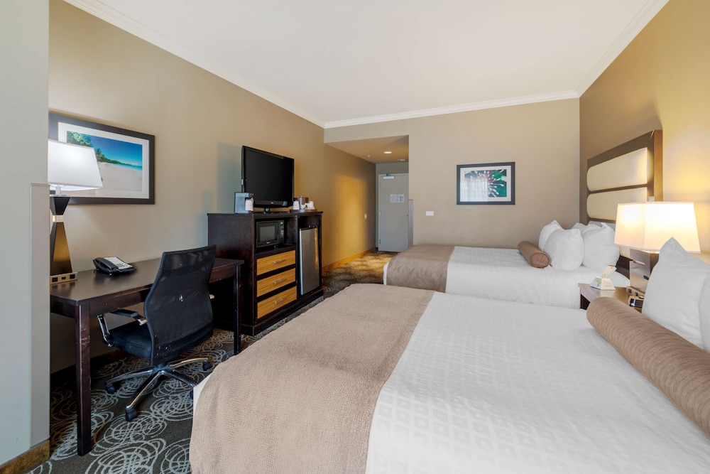 Standard Room, 2 Queen Beds, Refrigerator & Microwave - Photo 1