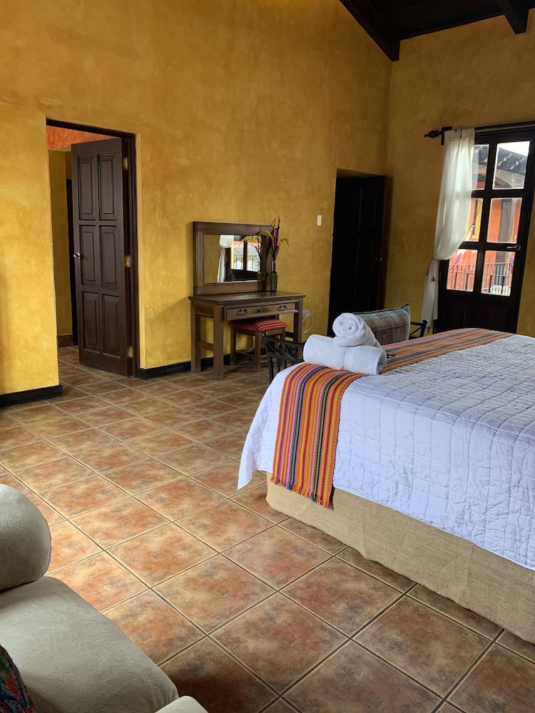 Premium House photo 2