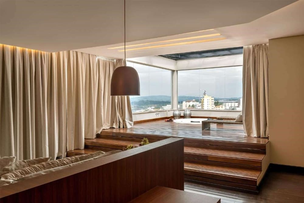 Presidential Suite, 1 King Bed, Non Smoking photo 1