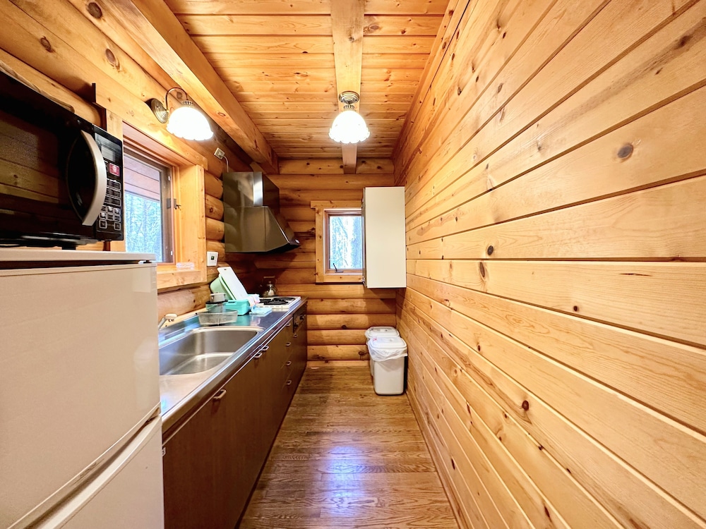 Private Cottage - Log Cabin - Photo 13