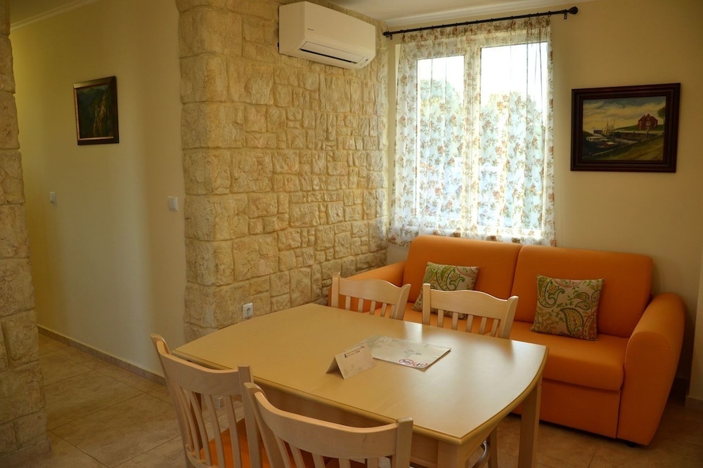 Standard Apartment, 2 Bedrooms photo 2