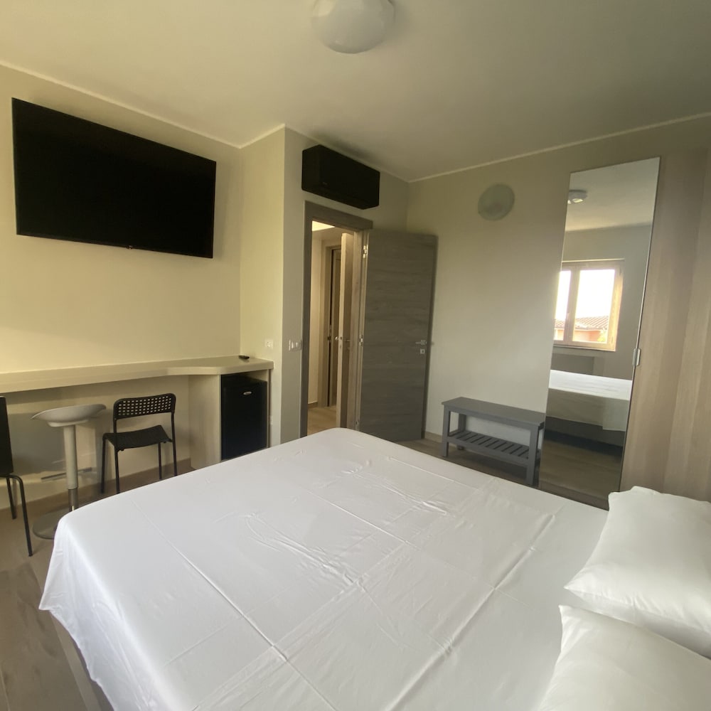 Superior Room, 2 Bedrooms, Balcony photo 3