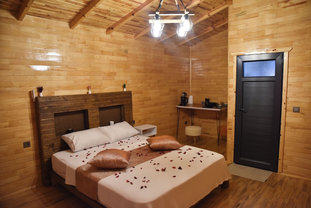 Premium Bungalow photo 1