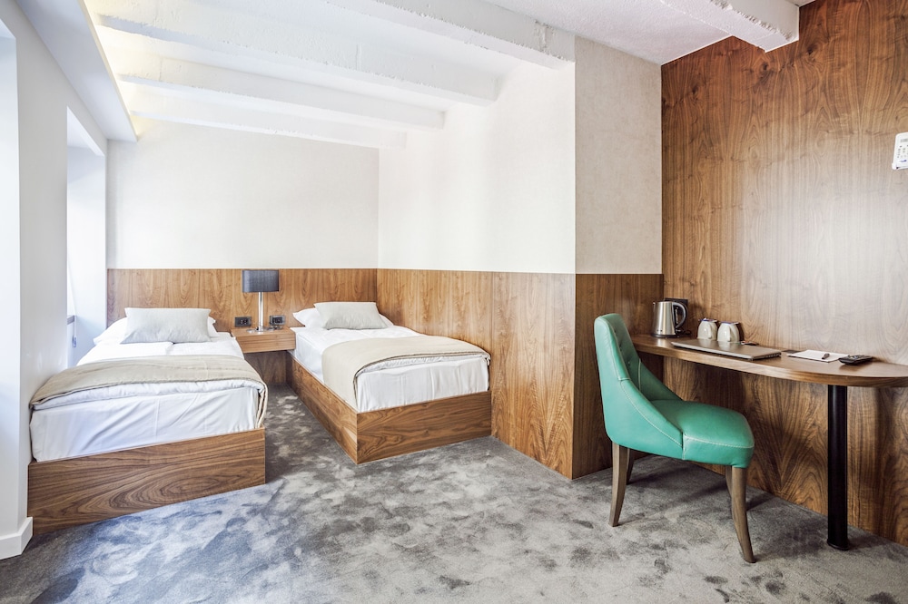 Standard Suite photo 1