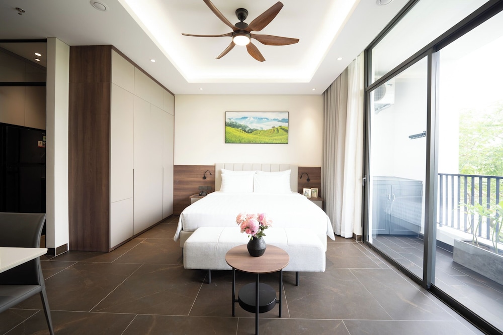 Superior Double Room, Balcony, River View