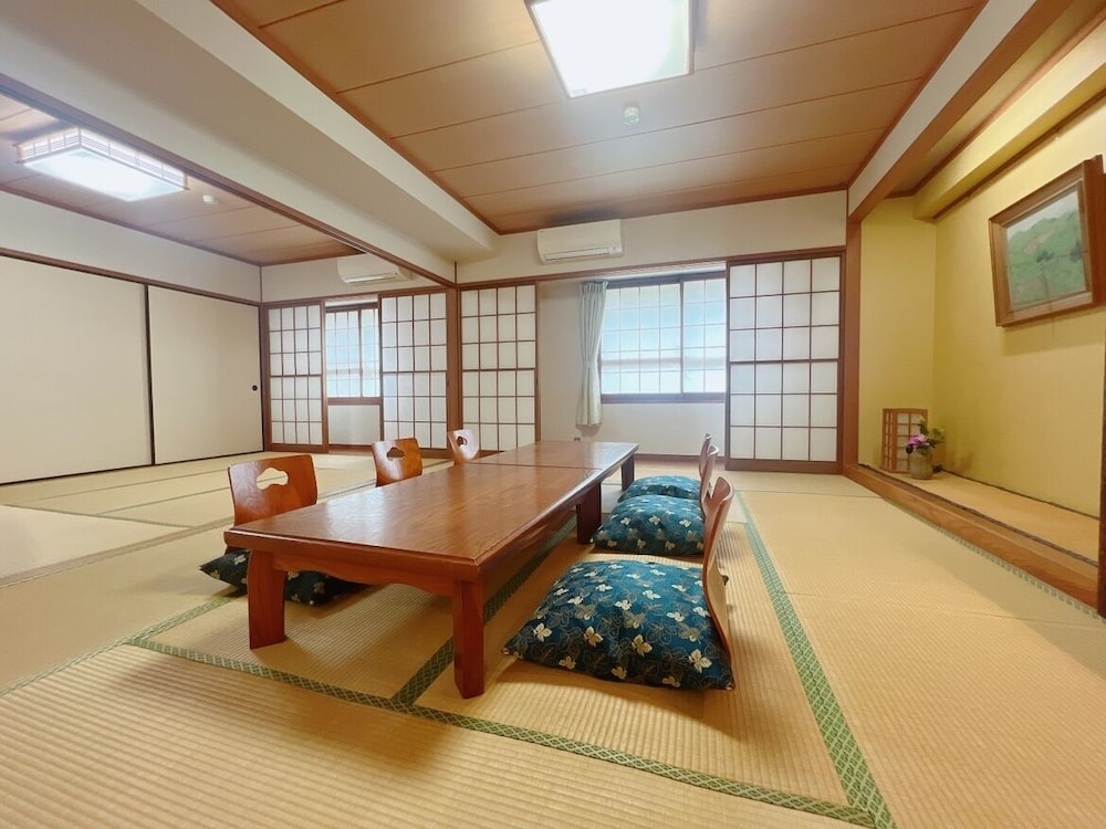 Standard Room photo 2