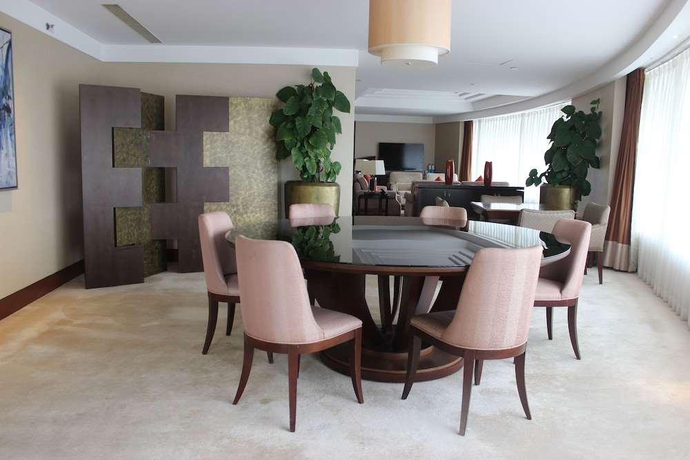 Presidential Suite, 2 Bedrooms photo 3