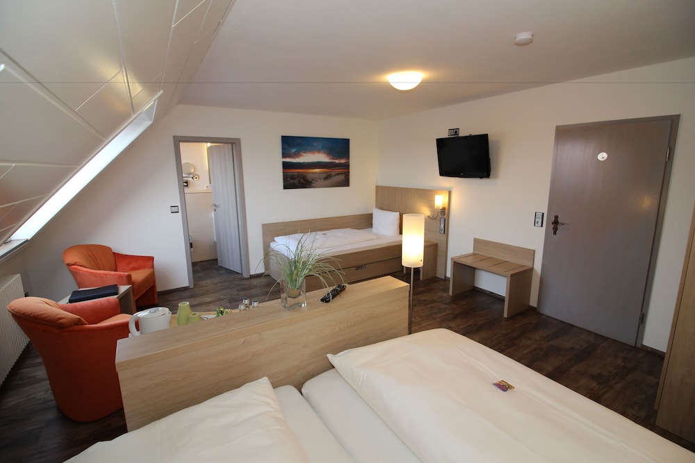 Triple Room - Photo 2