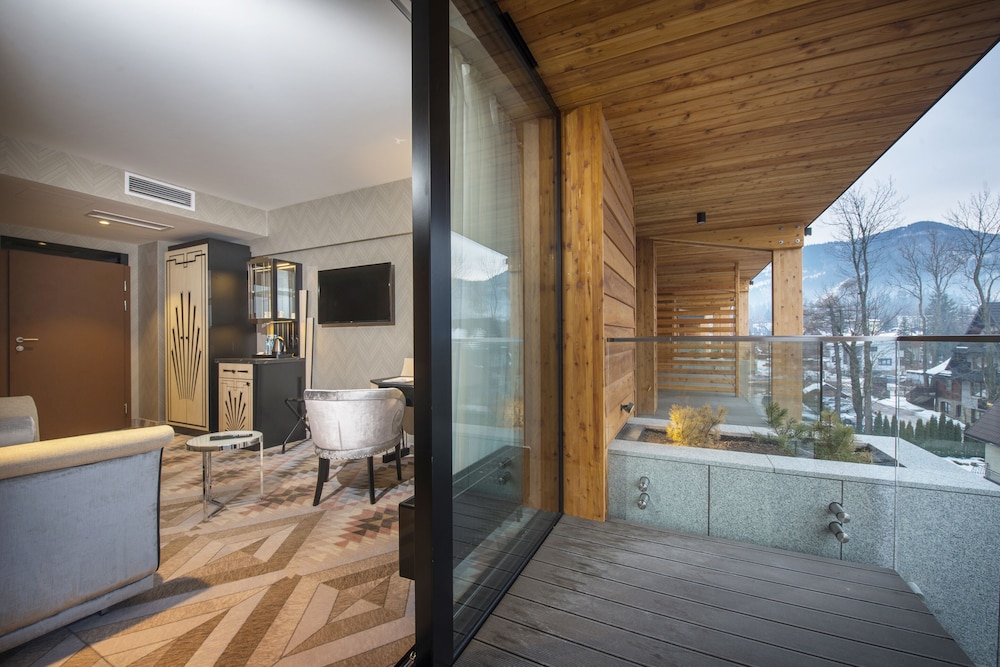 Premium Double or Twin Room, Mountain View