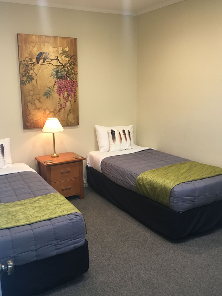 Cottage, 2 Bedrooms (Unit 10 - Two Bedroom Cottage) photo 2