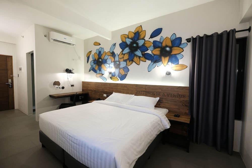Standard Room photo 3