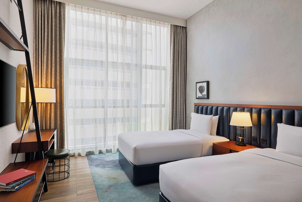 Twin Deluxe Room with View photo 2