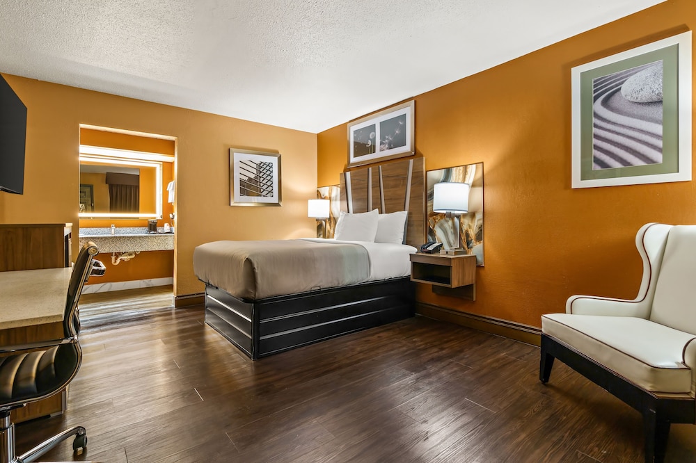 Room, 1 Double Bed, Non Smoking - Photo 1