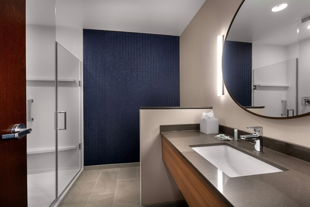 Standard Room, 2 Queen Beds (Hearing Accessible) - Photo 3