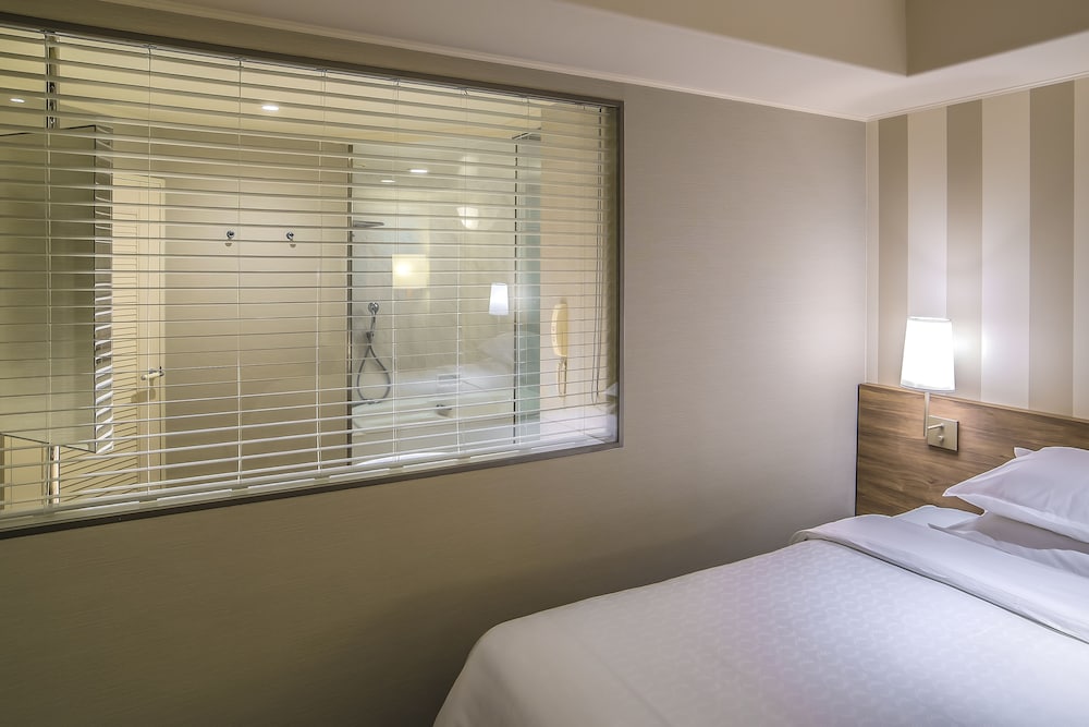 Deluxe Twin Room, Multiple Beds, Non Smoking, Ocean View - Photo 2