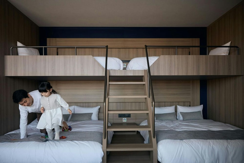 Three Beds Bunk Room, Non Smoking photo 3