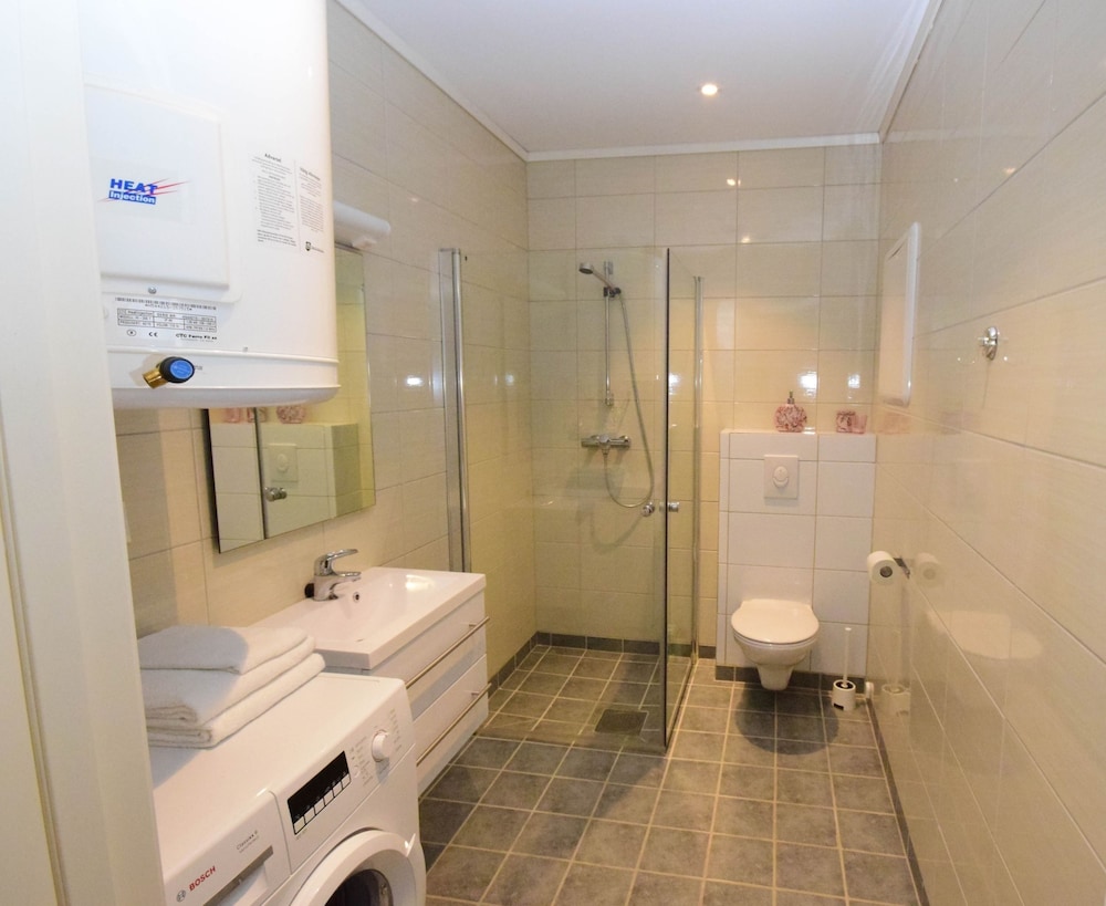 Apartment, 3 Bedrooms, Accessible, Sea View photo 2