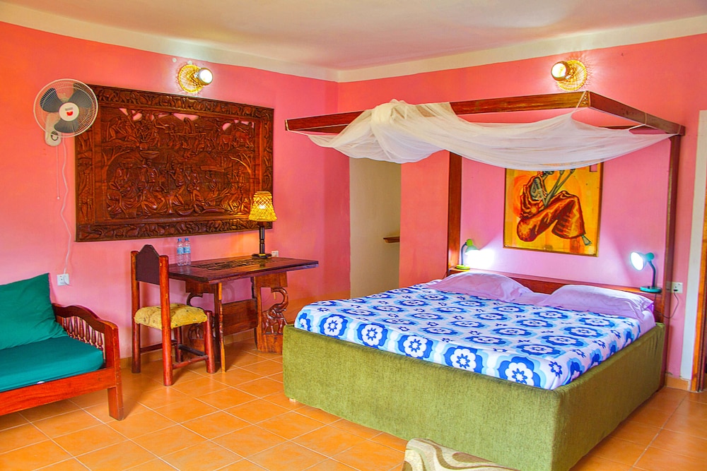 Standard Double or Twin Room photo 1
