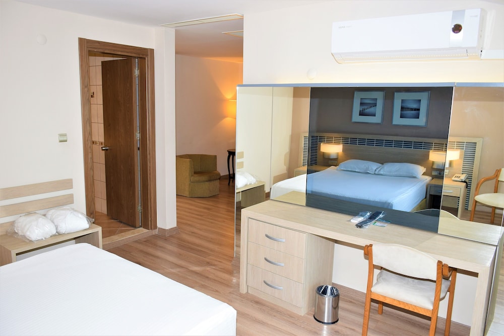 Suite photo 1