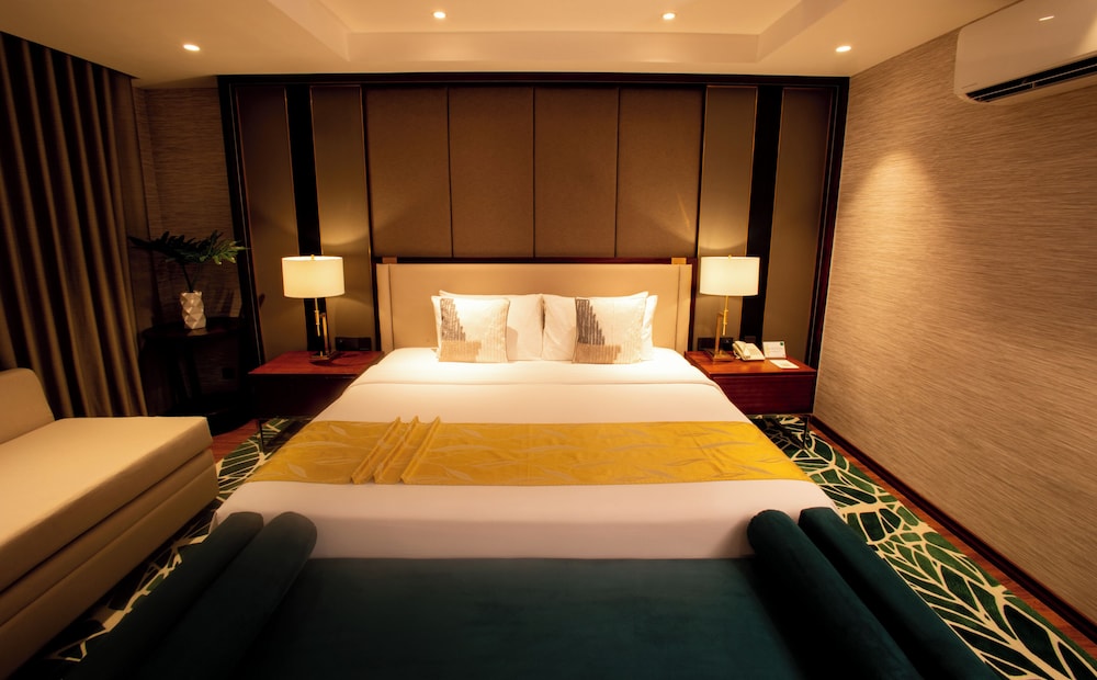 Executive Suite photo 3