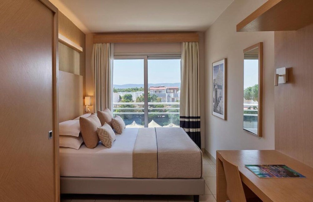 Classic Room, Balcony - Photo 1