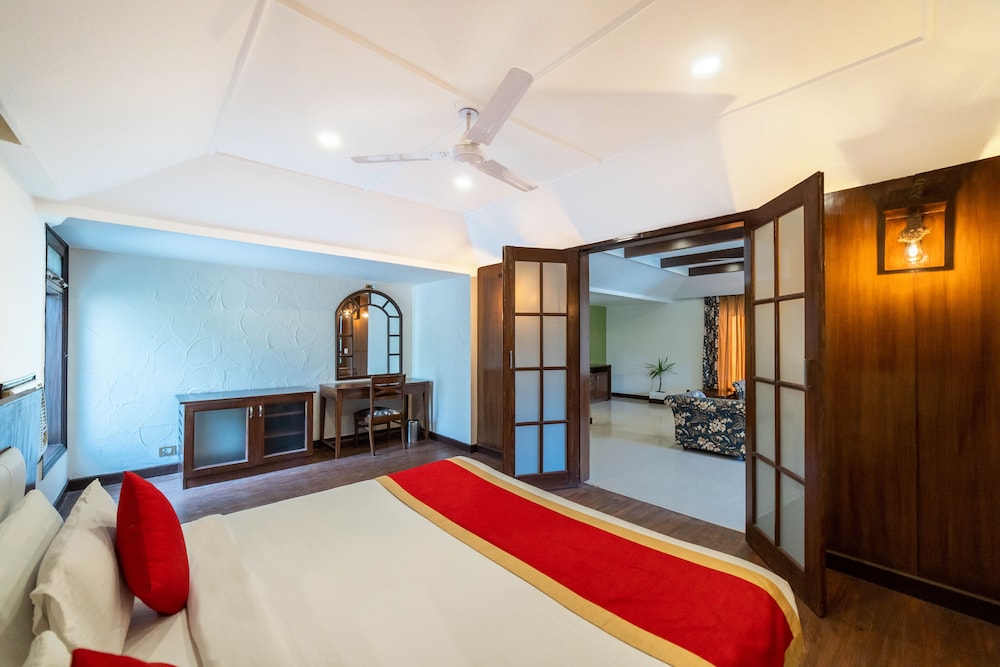 Deluxe Suite - Photo 7