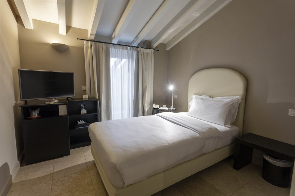 Standard Single Room photo 1
