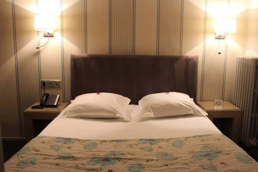 Classic Room, 1 Bedroom - Photo 2