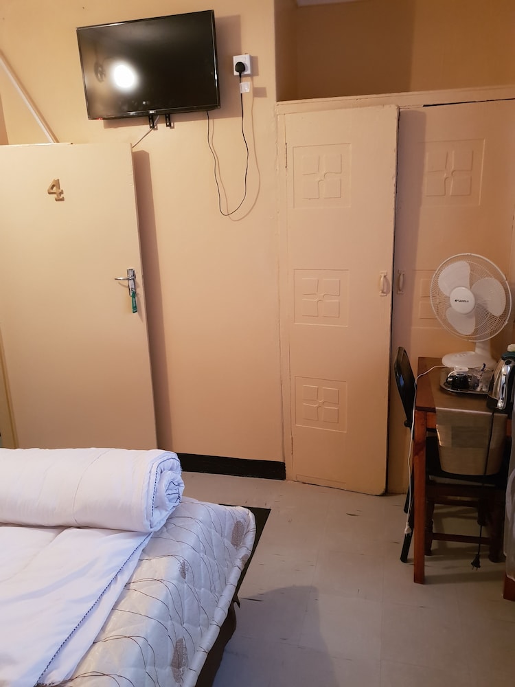 Double Room, 1 Double Bed, Accessible, Non Smoking photo 2