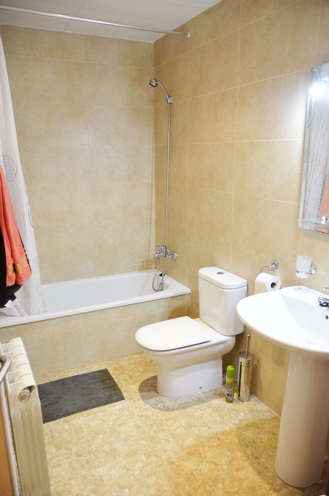 Apartment, 2 Bedrooms, Sea View photo 3