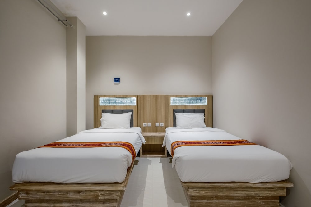 Standard Double or Twin Room - Photo 9