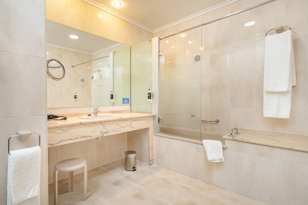 Superior Suite (Individual Use) photo 3