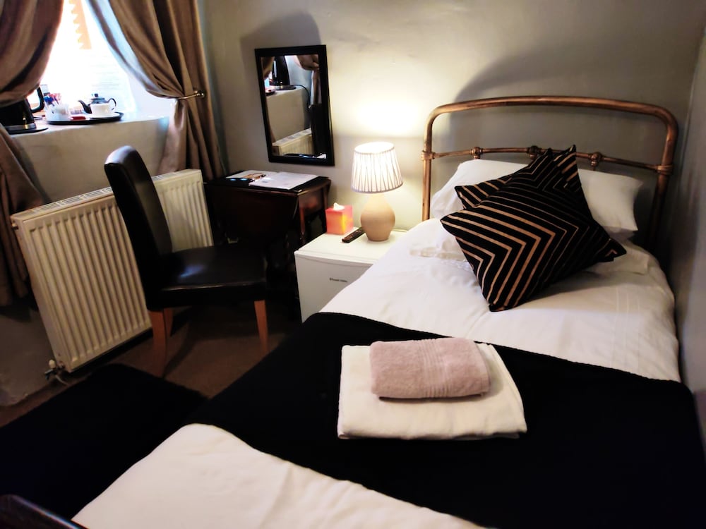 Single Room, Ensuite photo 2