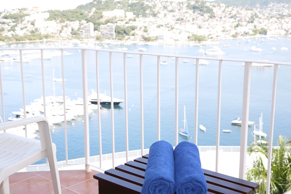 Superior Suite, Ocean View - Photo 15