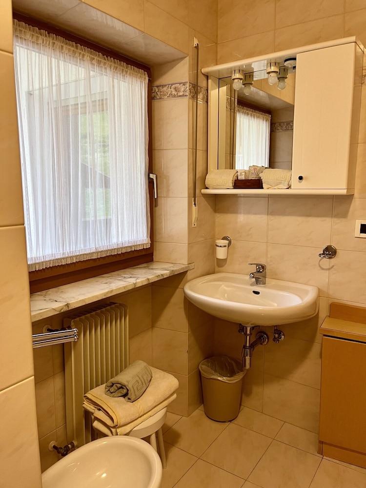 Gallery Double Room, 1 Bedroom (Julia) photo 3