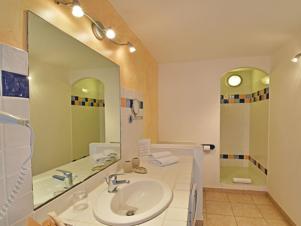 Superior Apartment, Private Bathroom, Sea View (6) photo 3