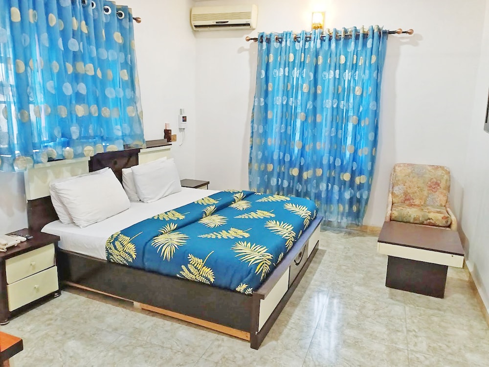 Classic Room - Photo 7