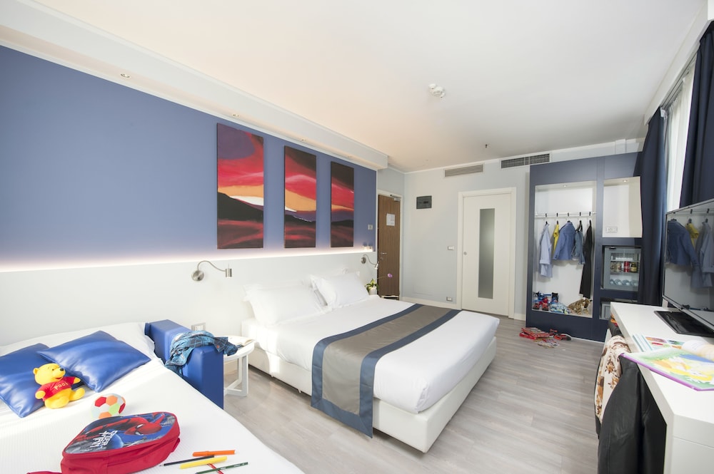 Family Triple Room - Photo 1
