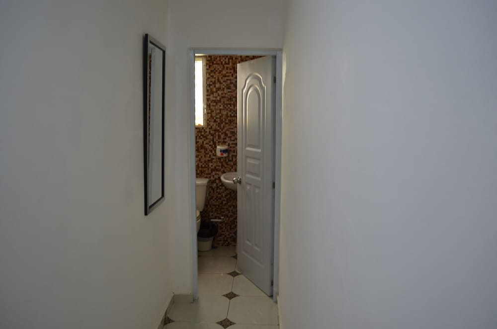Family Apartment, 2 Bedrooms, Garden View photo 3