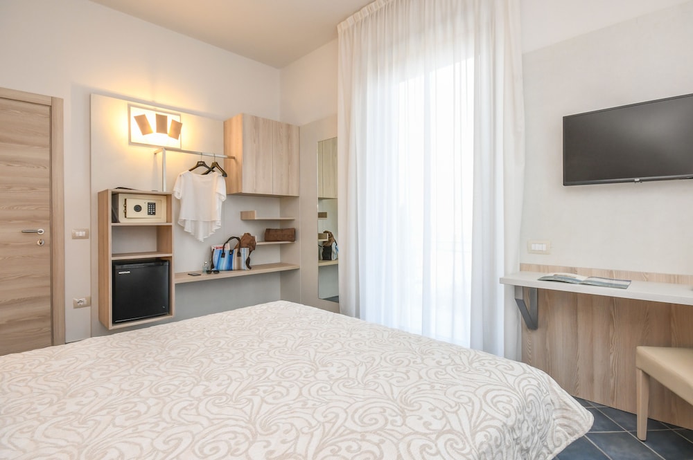 Double Room, 1 Queen Bed - Photo 21