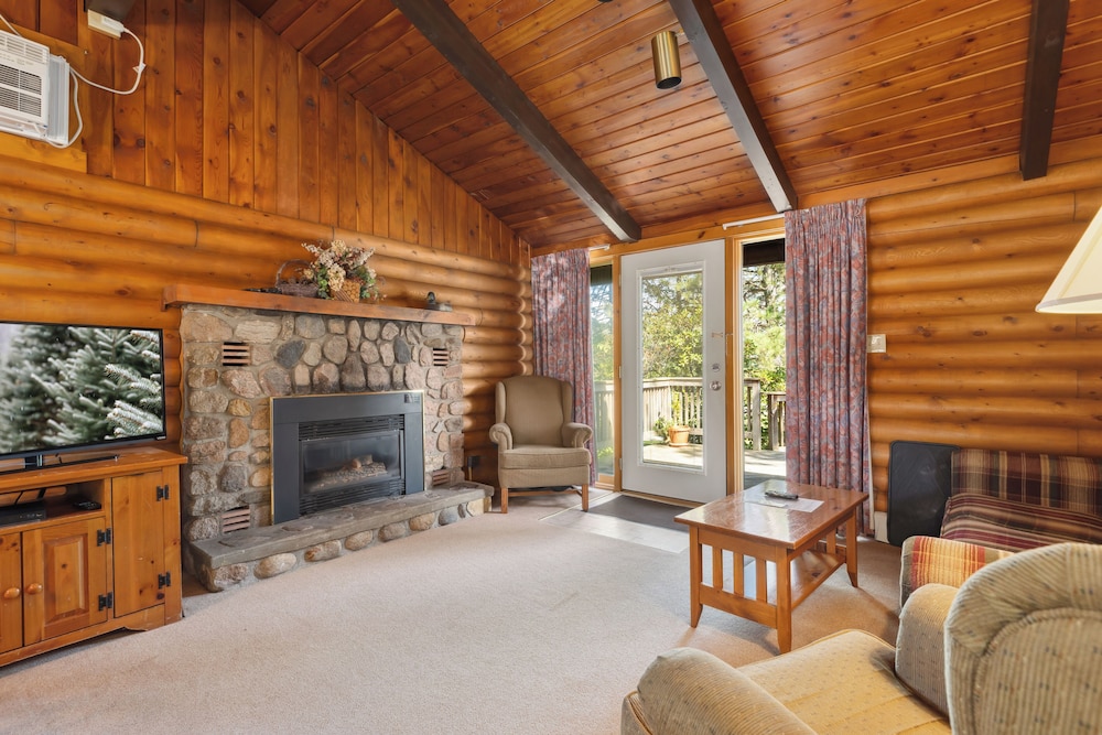 Family Cabin, 1 Bedroom photo 1