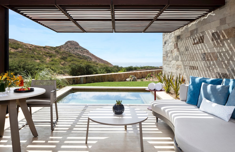 Ocean View King With Pool