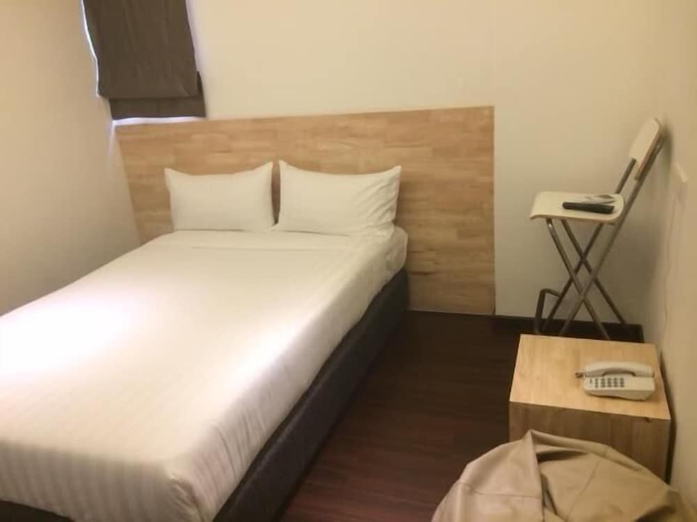 Deluxe Double Room photo 2