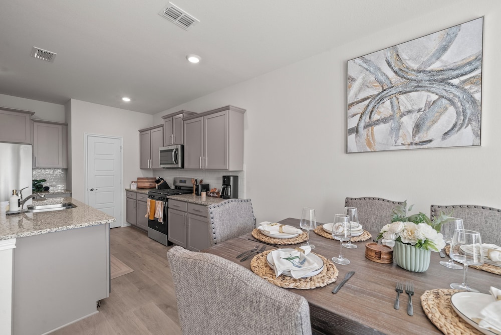 Luxurious 4-Bed Home in Aubrey TX, Billede 8